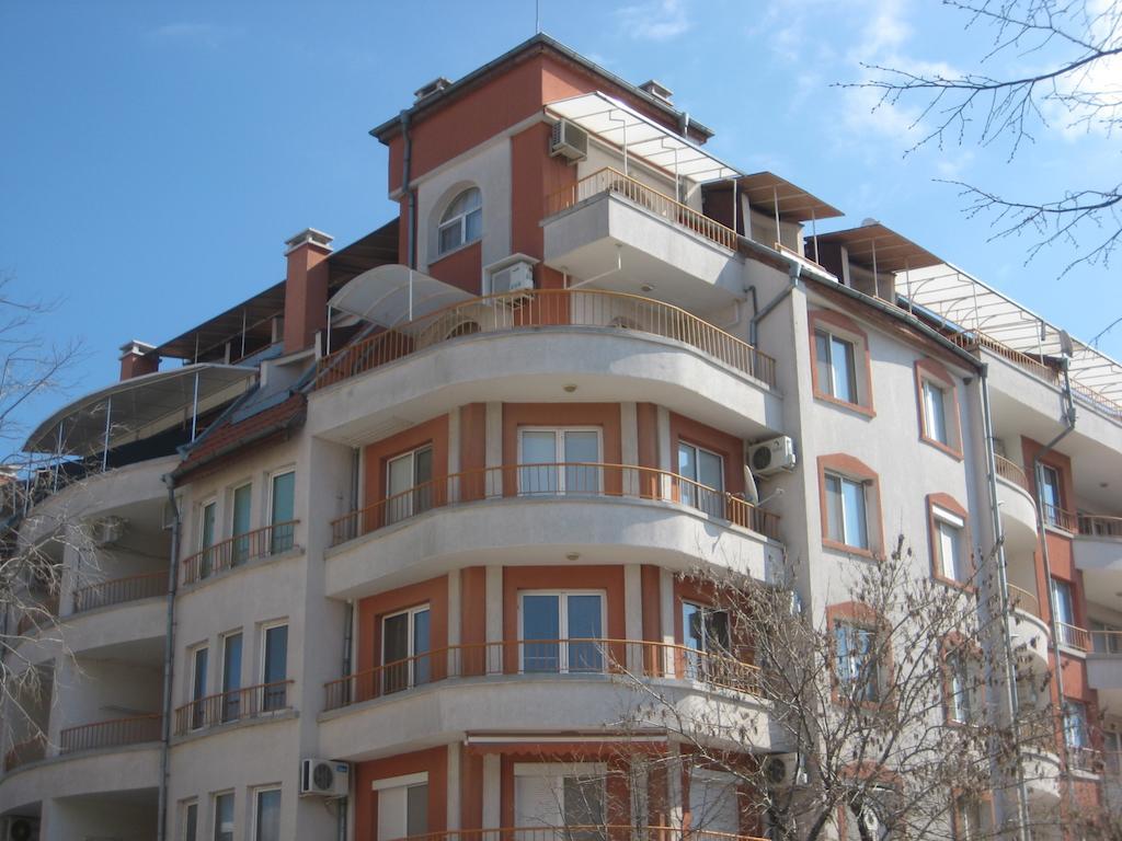 Tashevi Apartments Pomorie Exterior photo