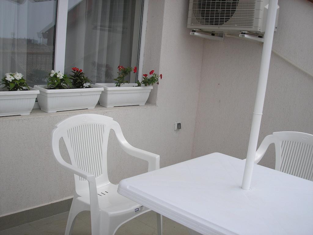 Tashevi Apartments Pomorie Room photo