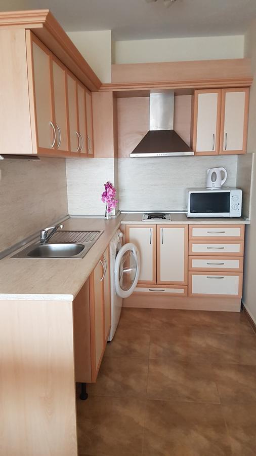 Tashevi Apartments Pomorie Exterior photo